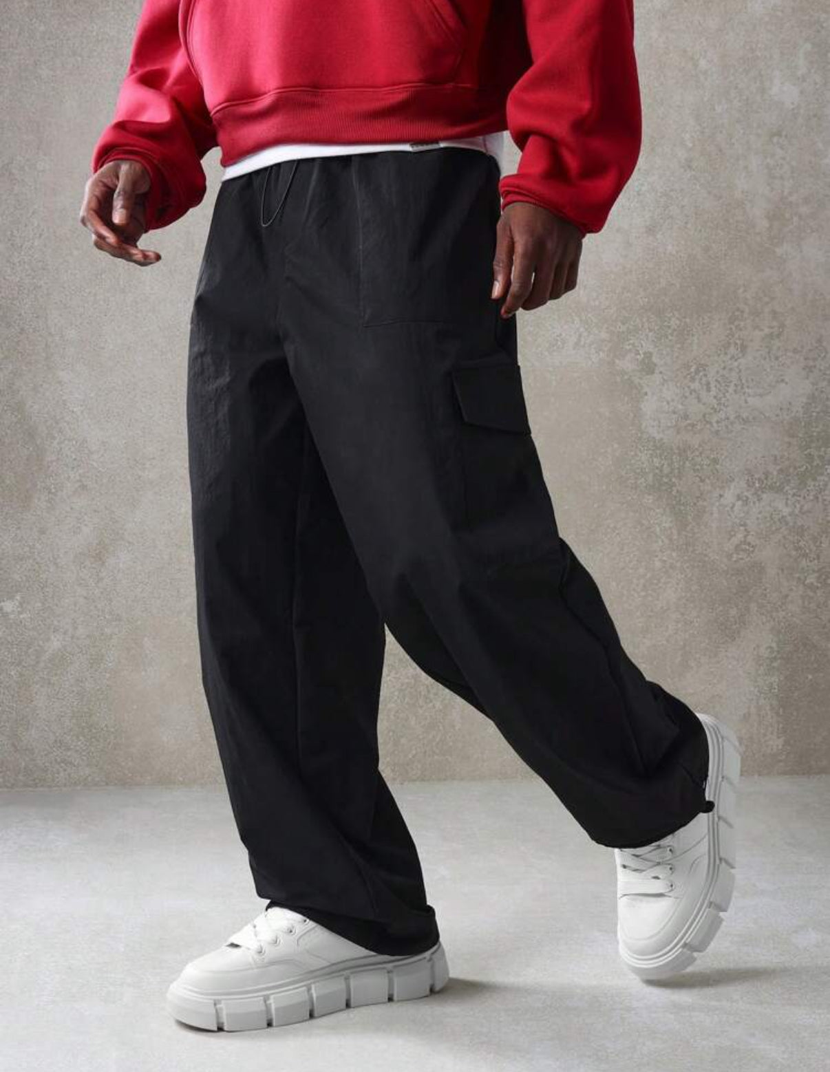 Wide leg pants with side pants in black