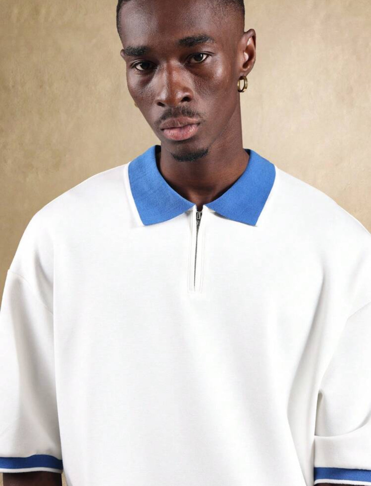 Oversized polo with pipping collar in white