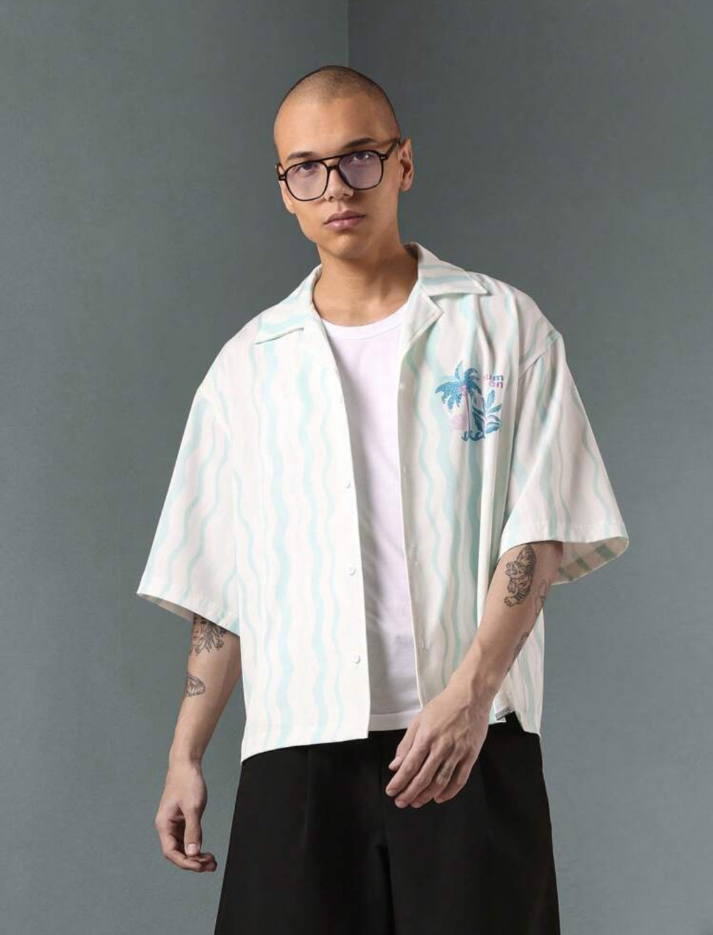 Boxy fit shirt with Malibu print