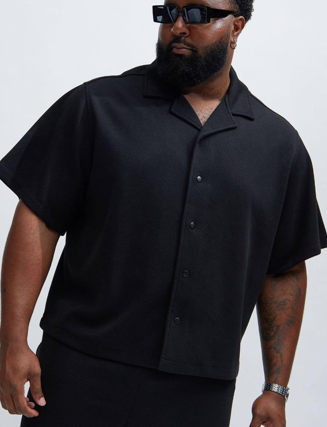 Heavy Textured Button up Short Sleeve Shirt in Black