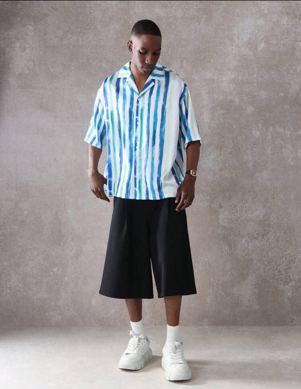 Boxy Shirt in Stripped Blue and White