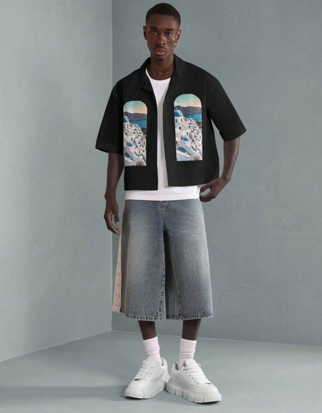 Premium Boxy fit shirt with Santorini print in black