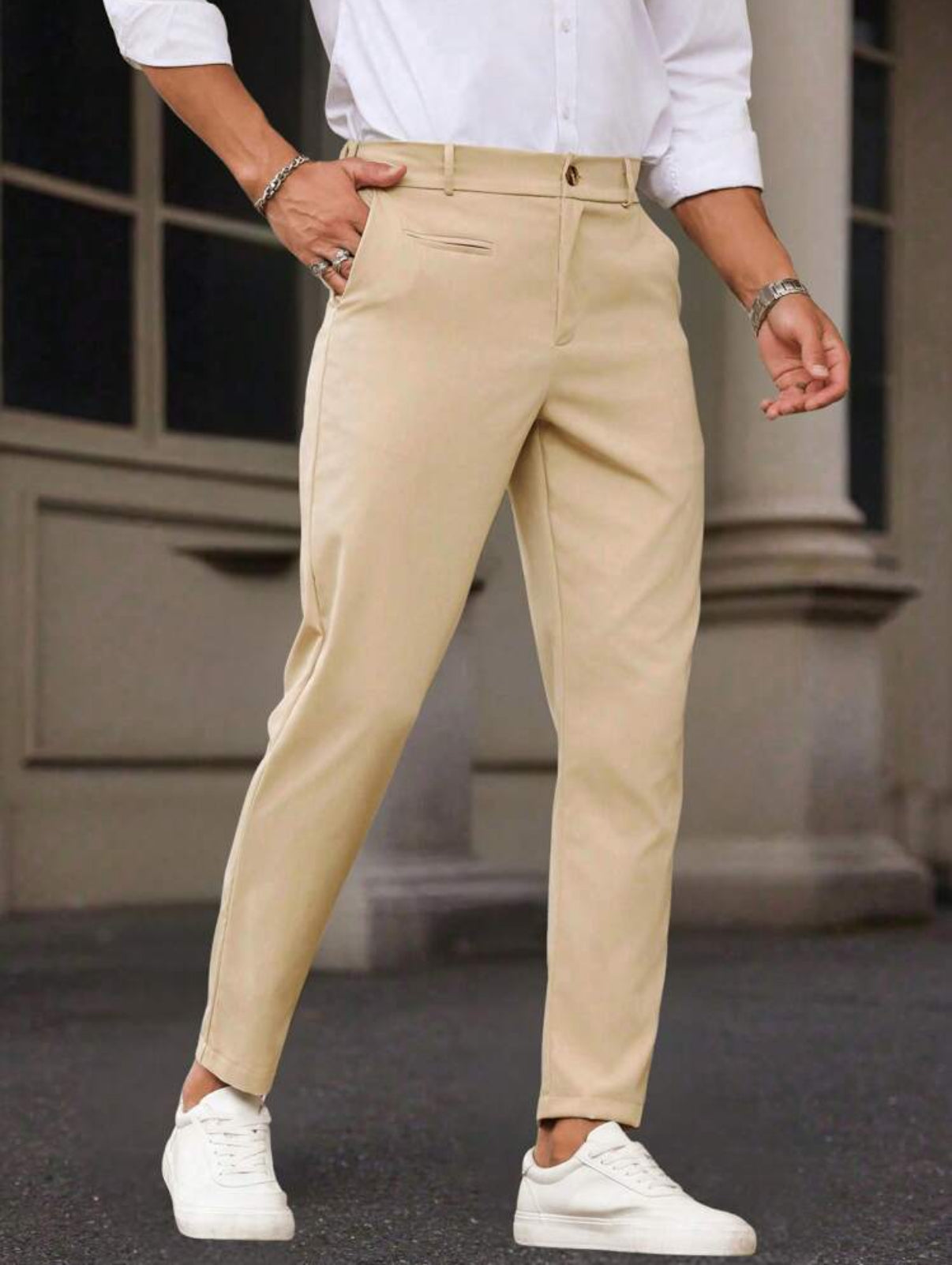 Straight pants in beige