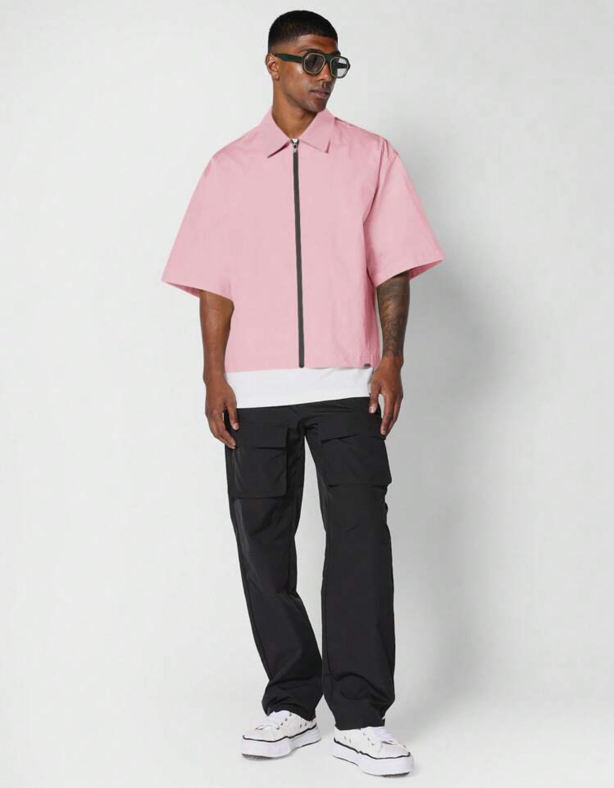 Boxy fit shirt with creative director back print in pink