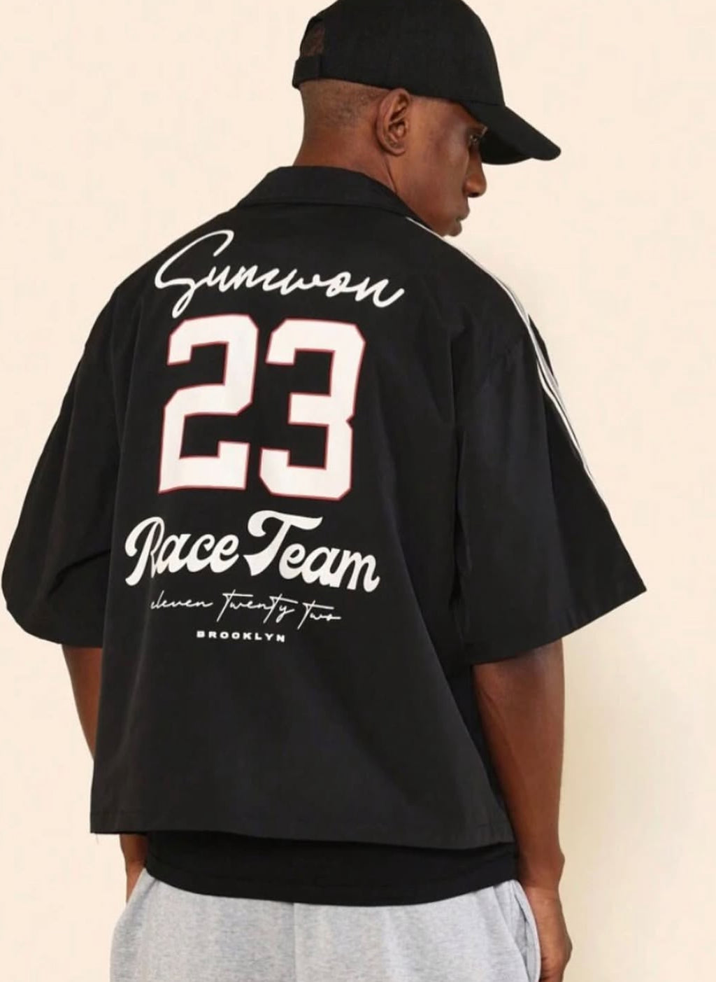 Boxy Shirt with Back Print in Black