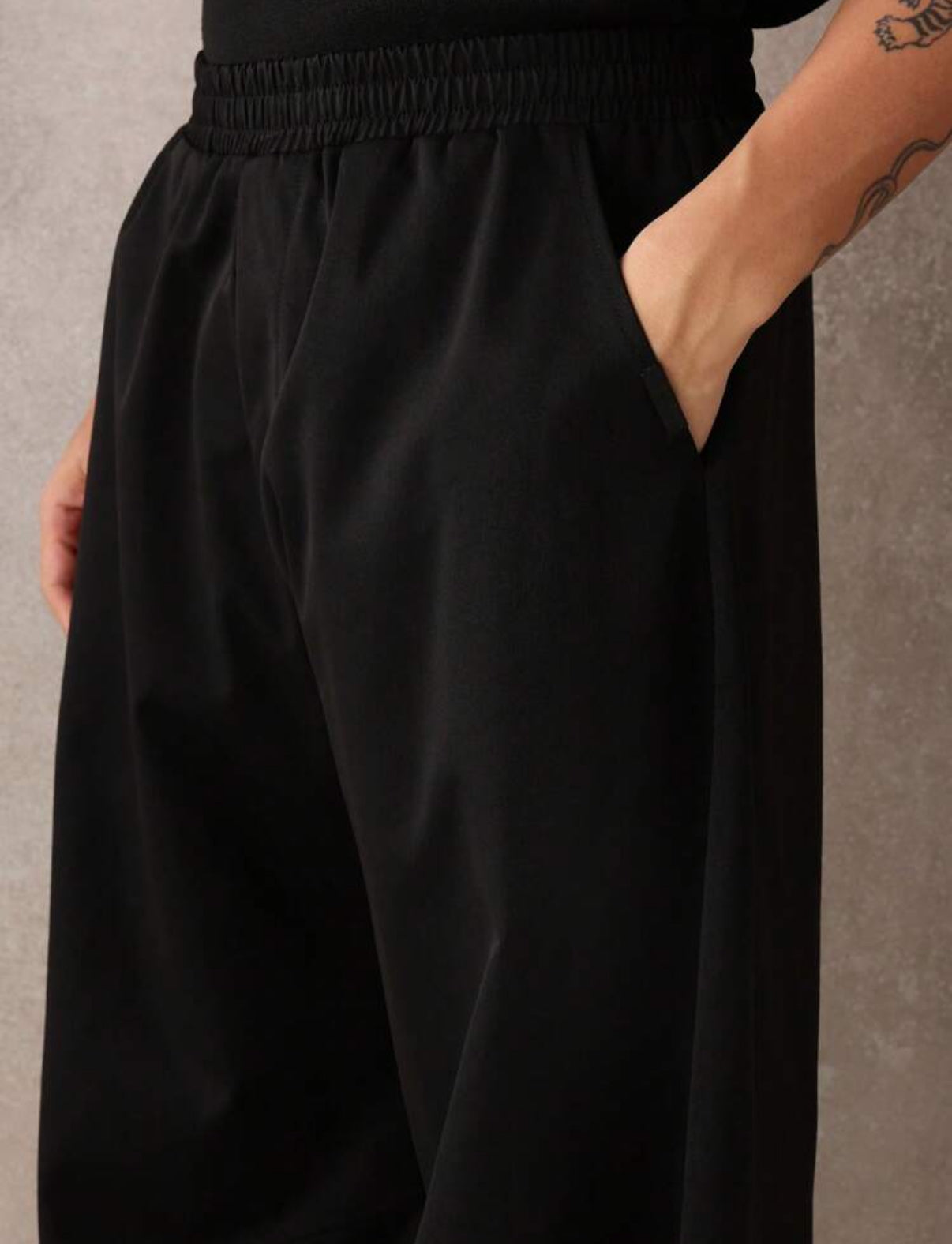 Urban Horseshoe wide leg pants in black