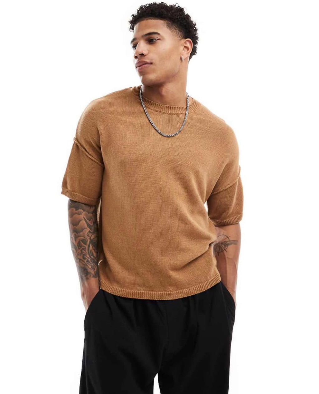 Knitted T-Shirt in Brown