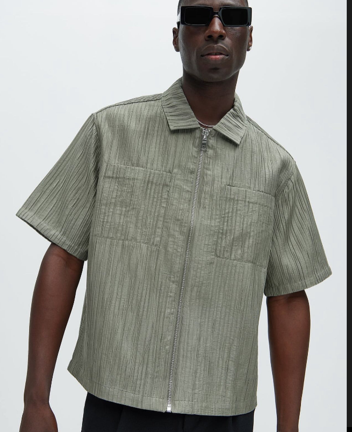 Zipped up Shirt in Green