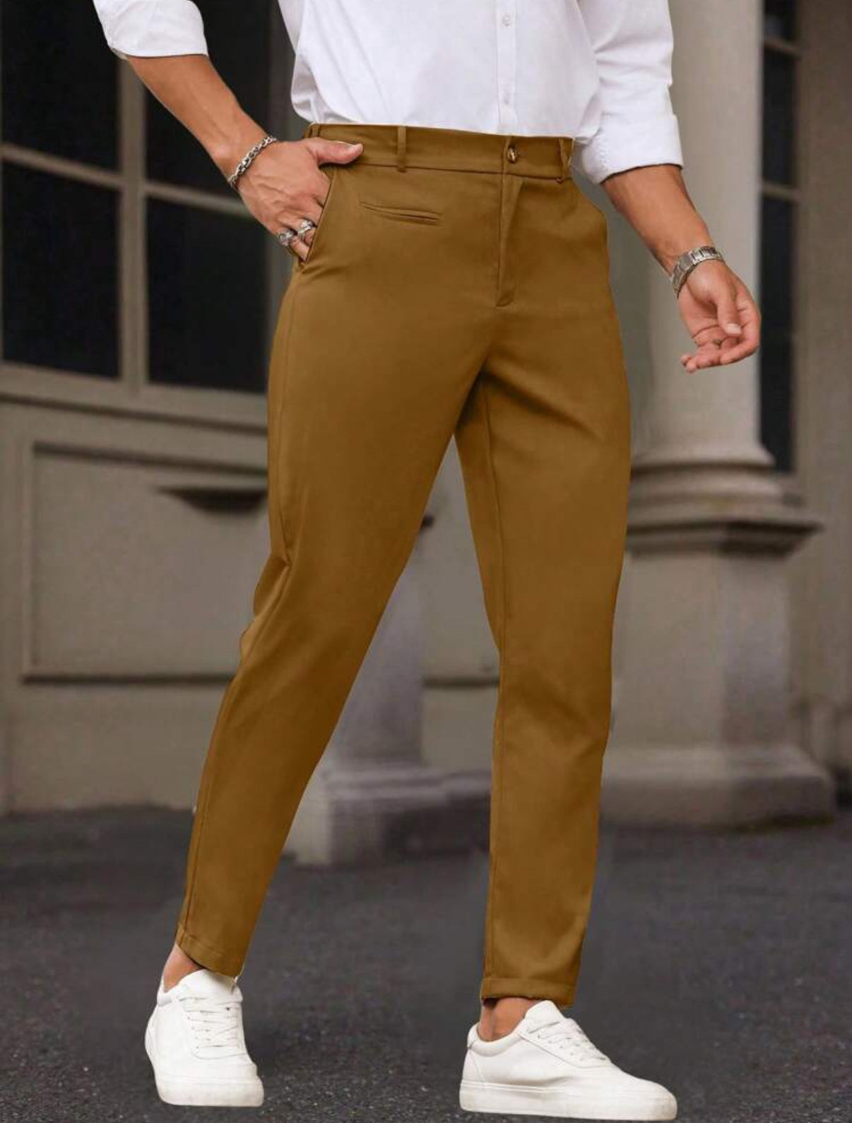Straight pants in Brown