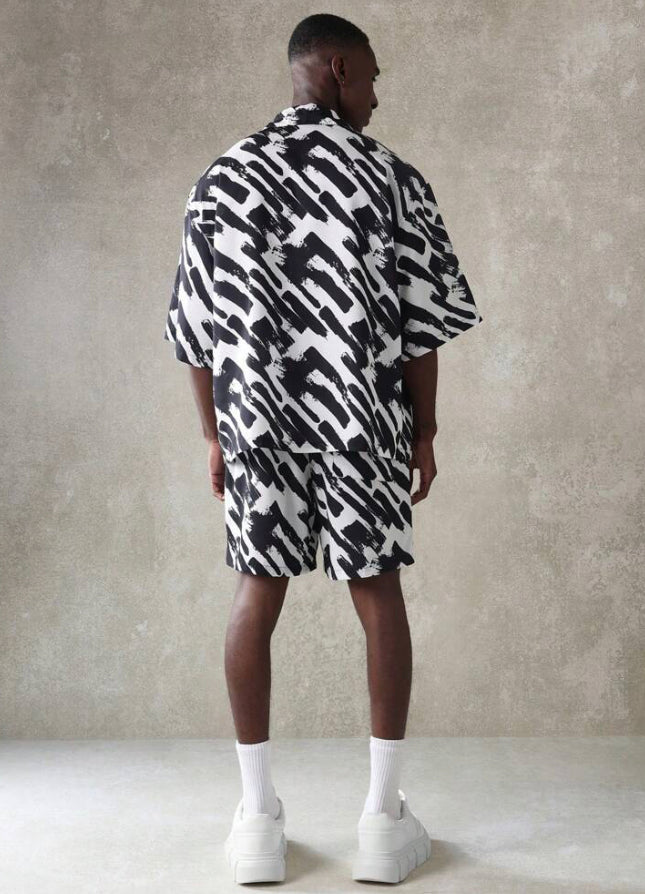 Premium Shirt and Shorts in Stroke Black over white