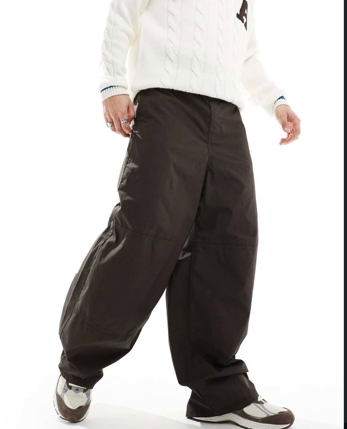 Parachute Pants in Brown