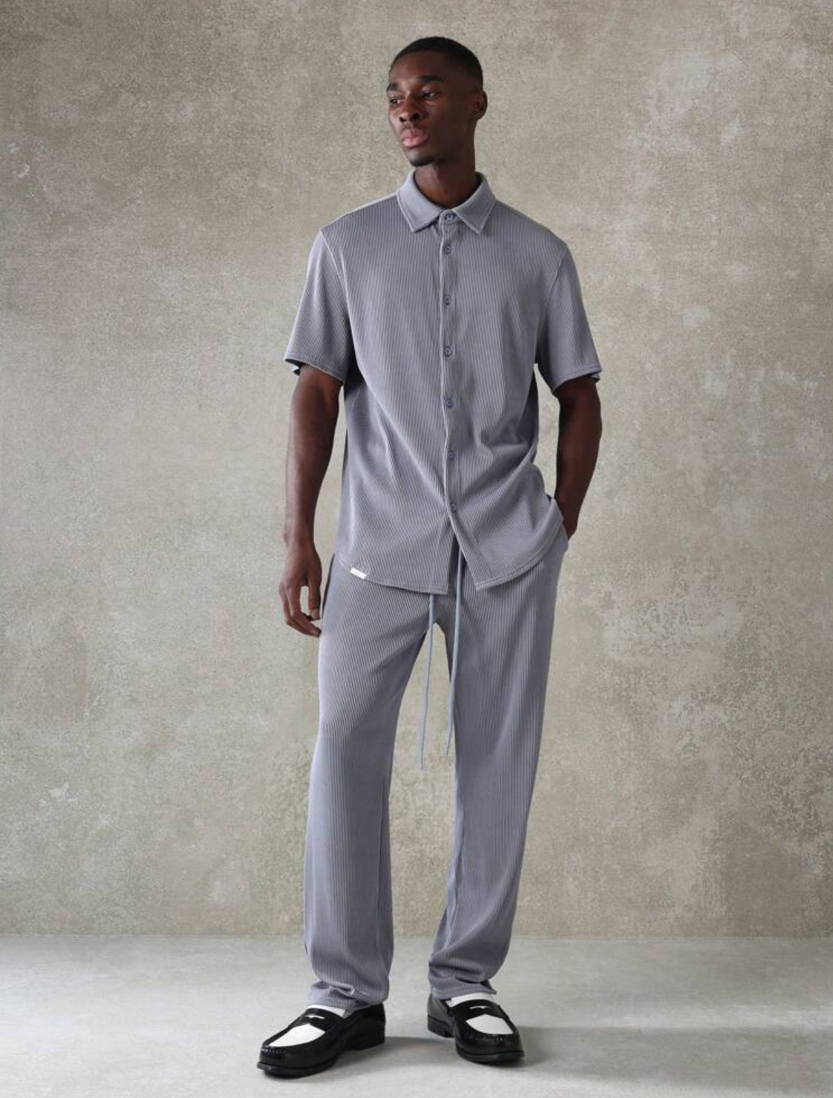 Plisse Shirt and Pants 2 Piece in Grey