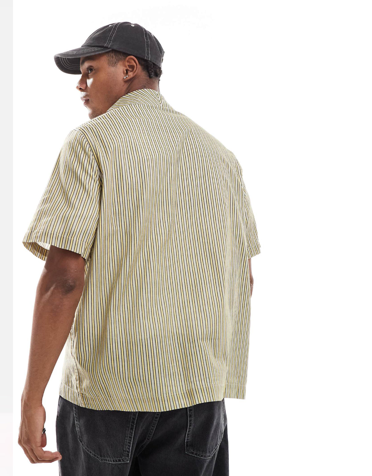 Big Neck Short Sleeve Shirt in Striped Multi