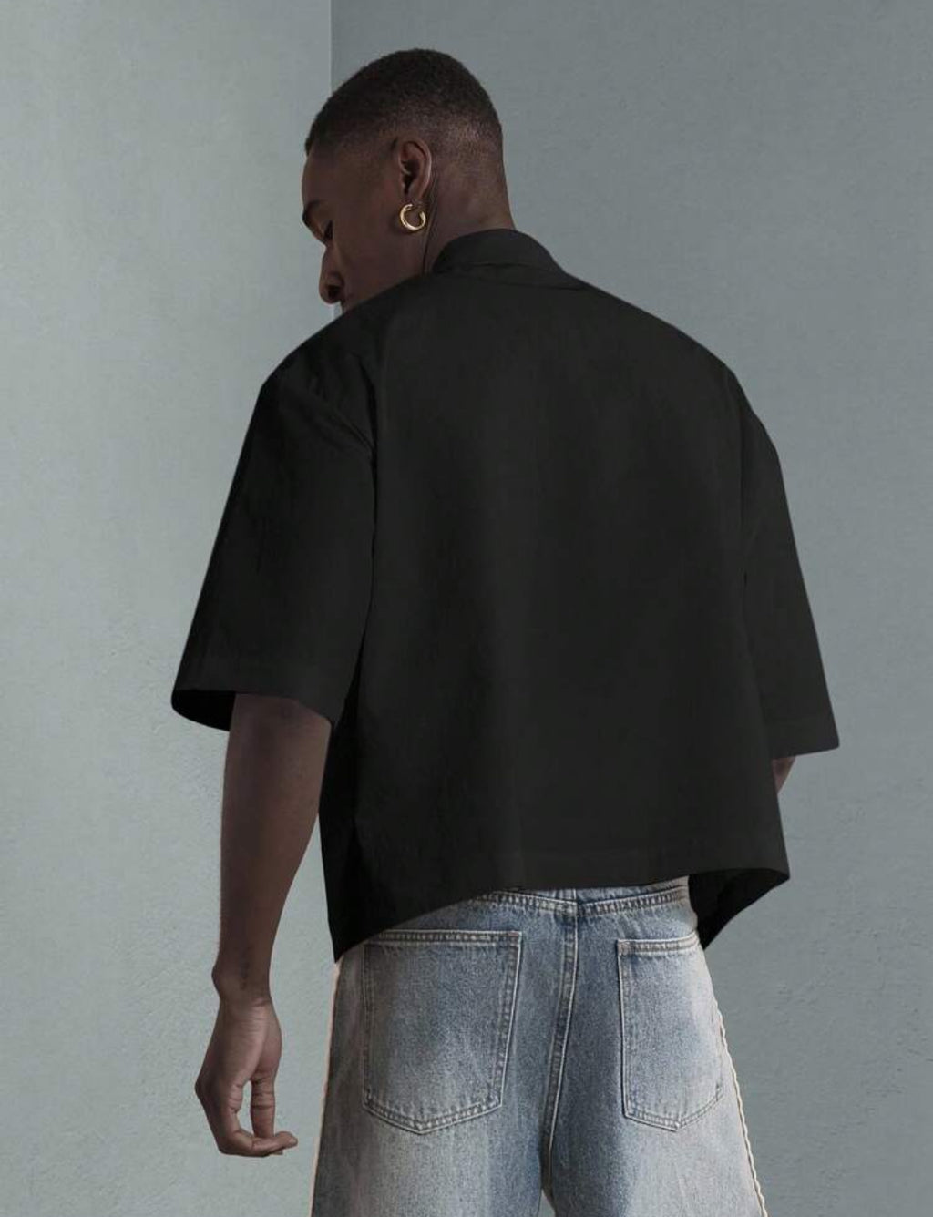 Premium Boxy fit shirt with Santorini print in black