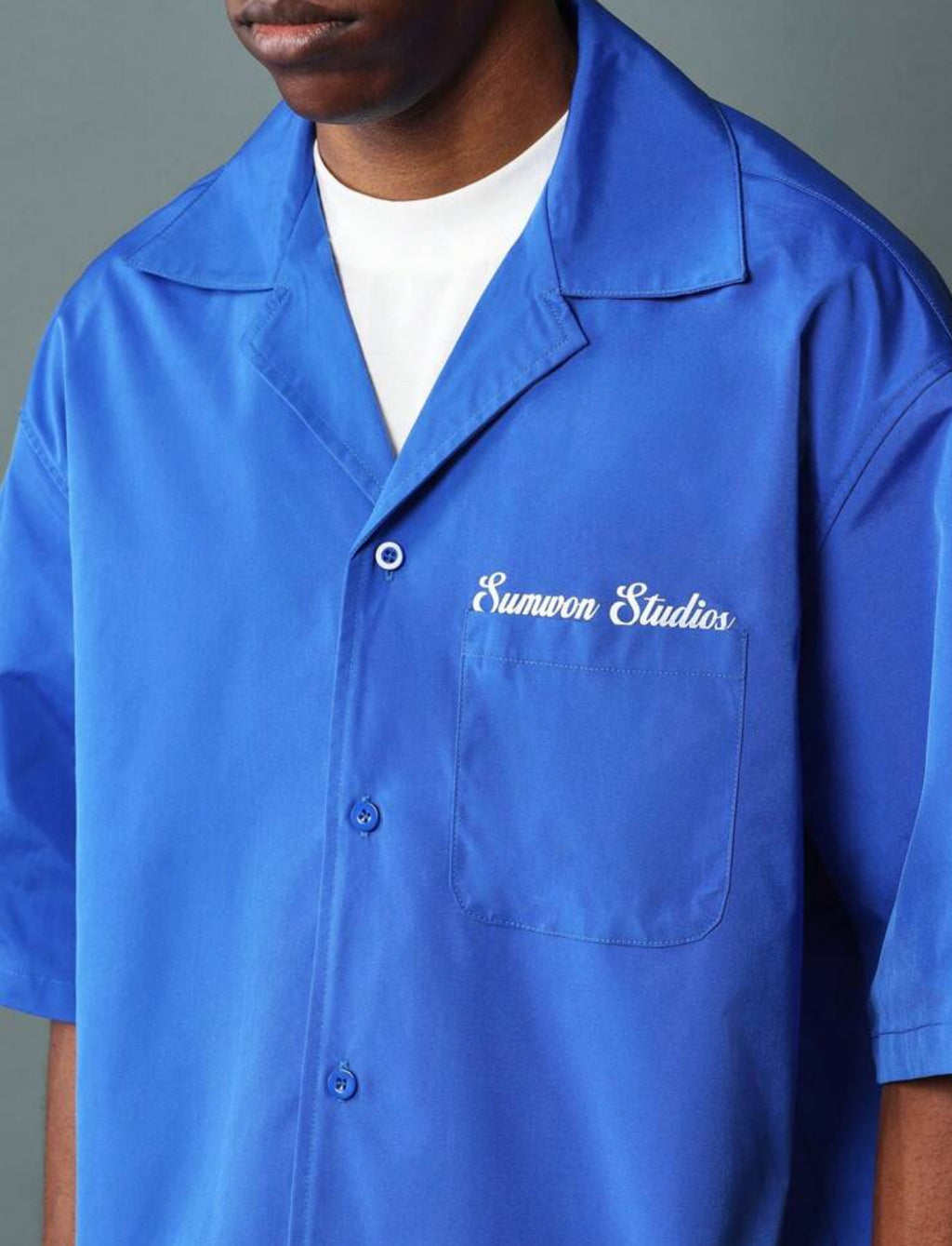 Boxy Fit Shirt with Back Print in Blue