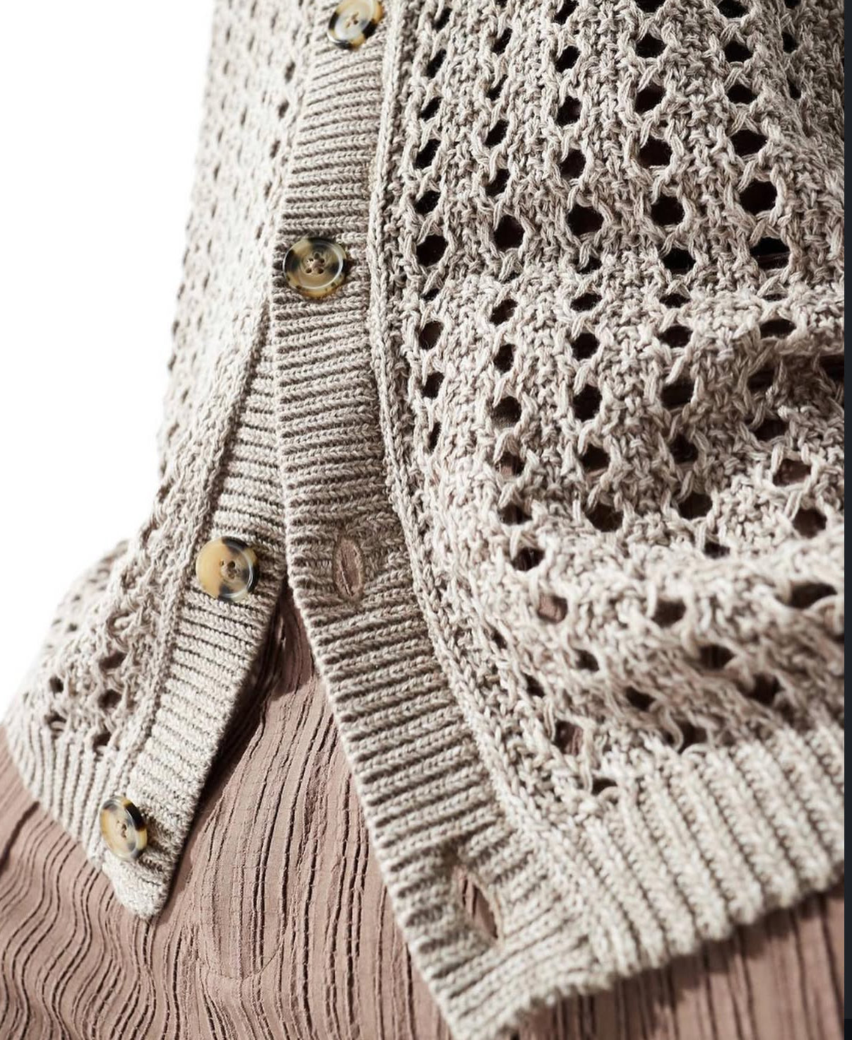 Knitted Button up shirt in brown