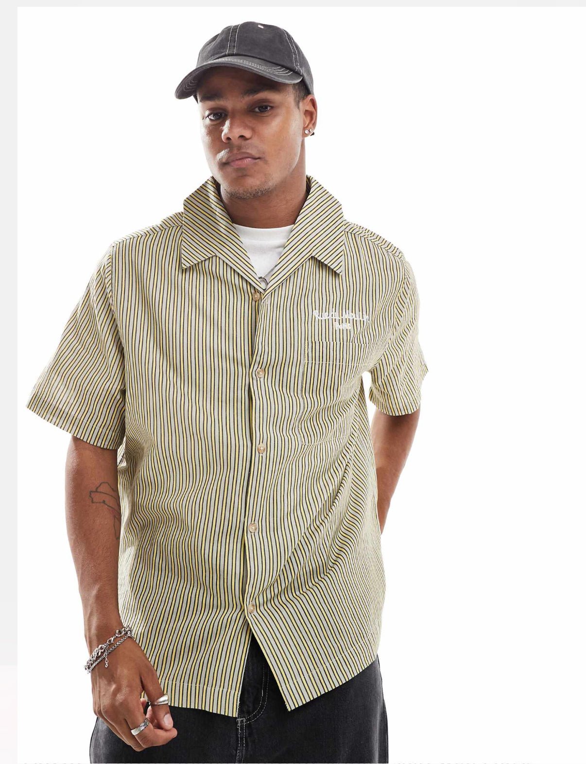 Big Neck Short Sleeve Shirt in Striped Multi