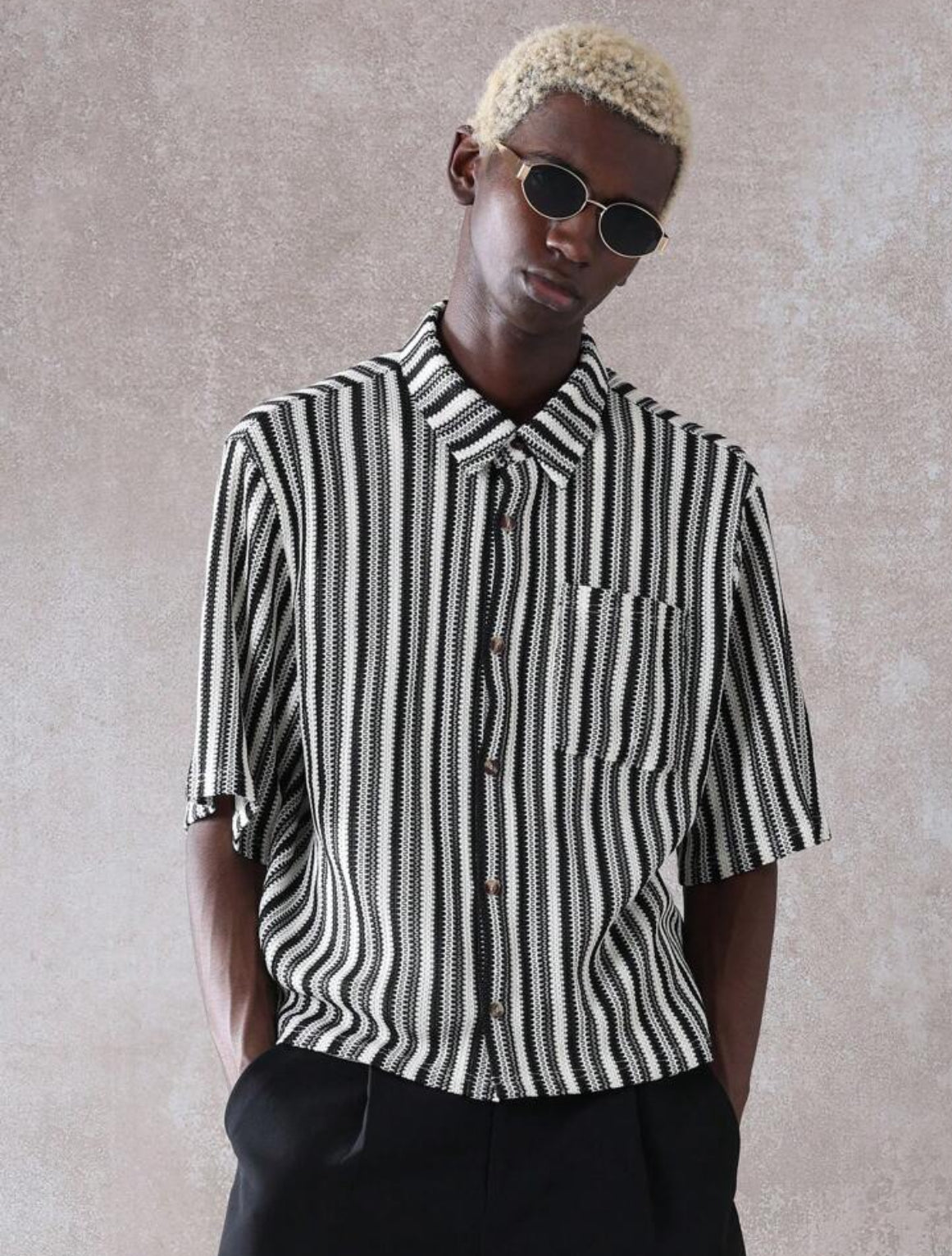 Knitted Boxy Fit Shirt in Stripped black & white