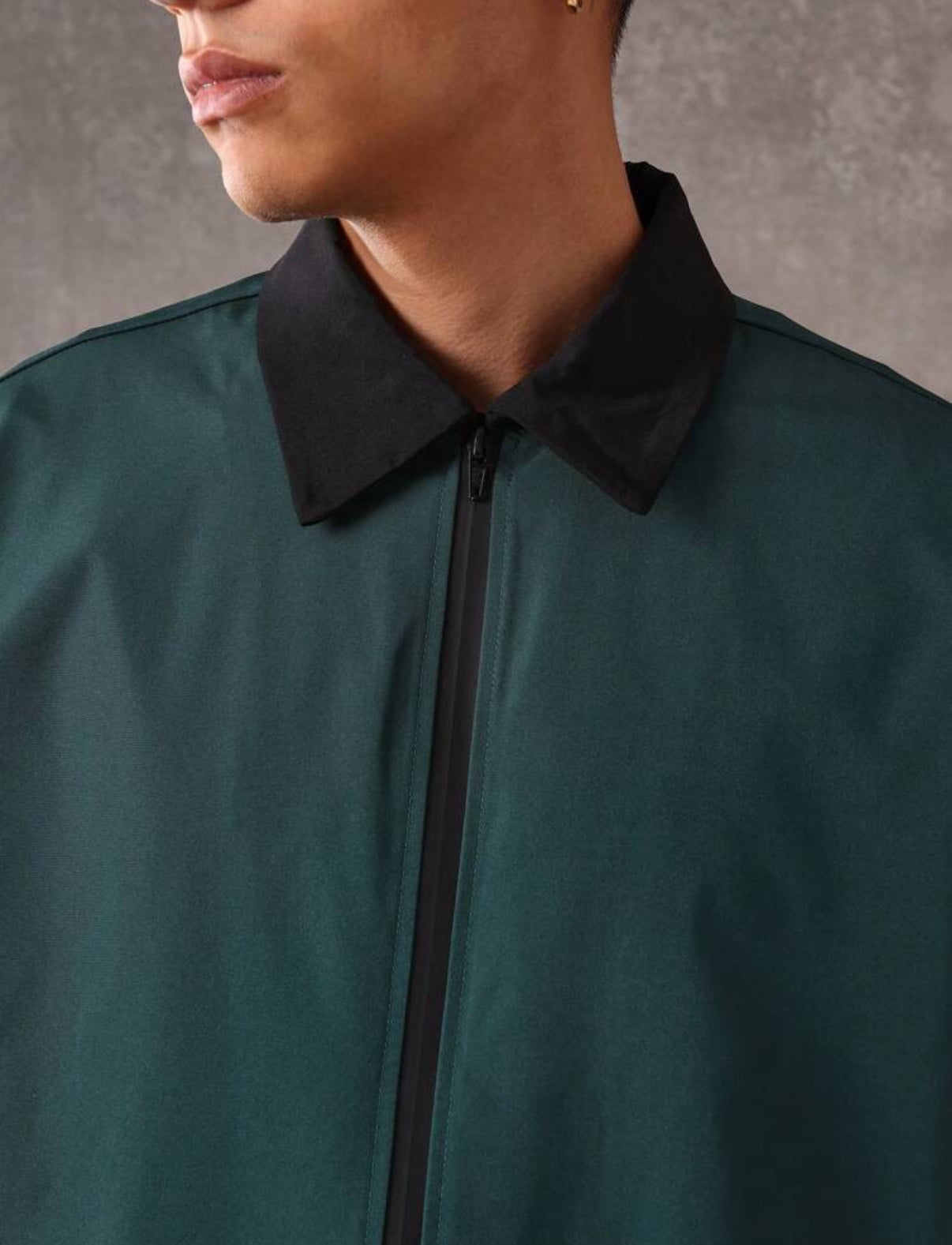 Boxy fit shirt with creative director back print in green