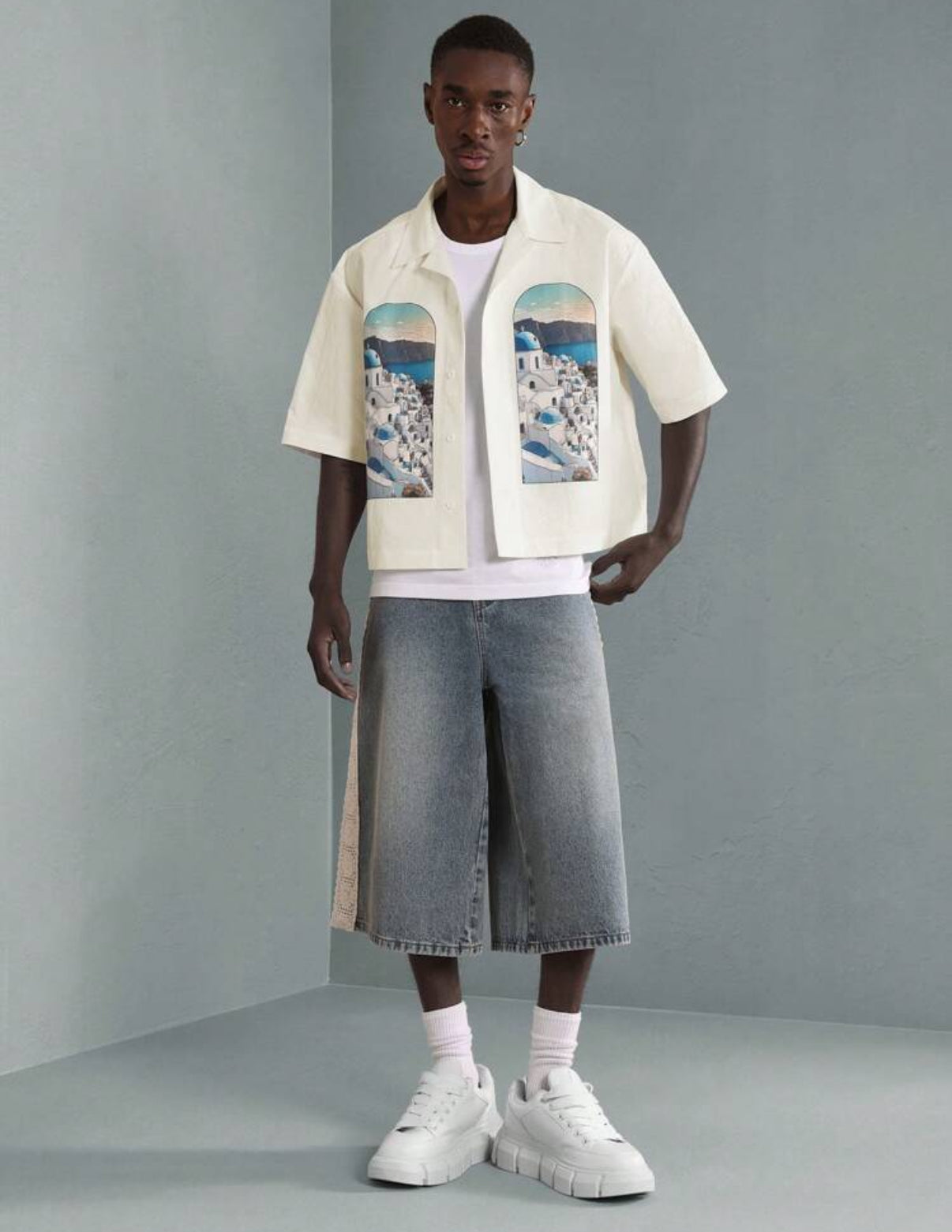 Boxy Fit Shirt with Santorini Print in Pale Yellow