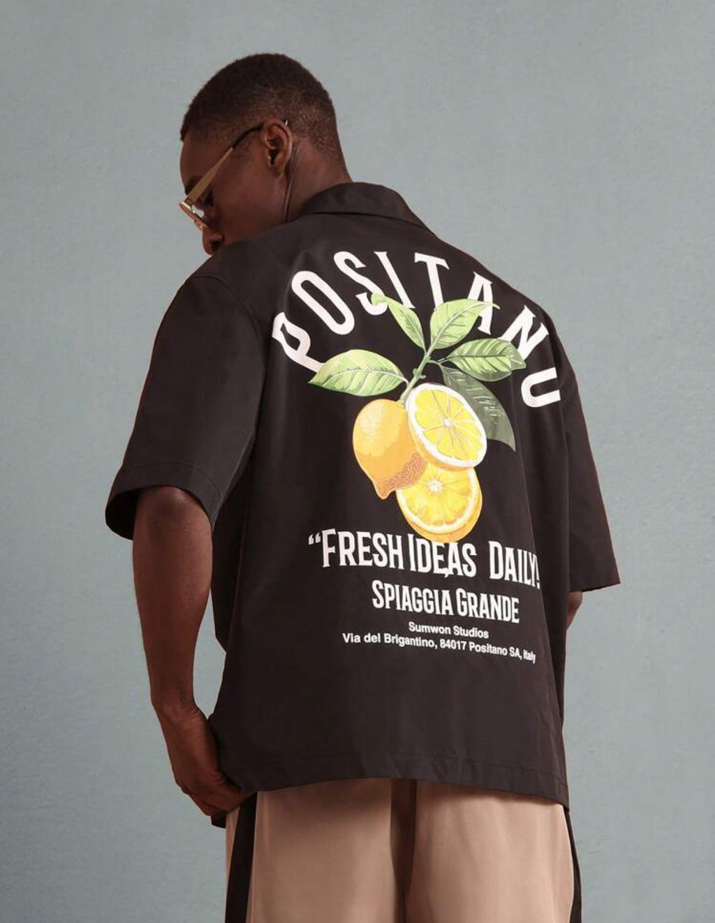 Premium oversized shirt with back print in black