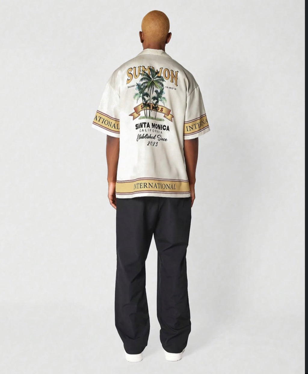 Sumwon Boxy Fit Shirt with Beach Print