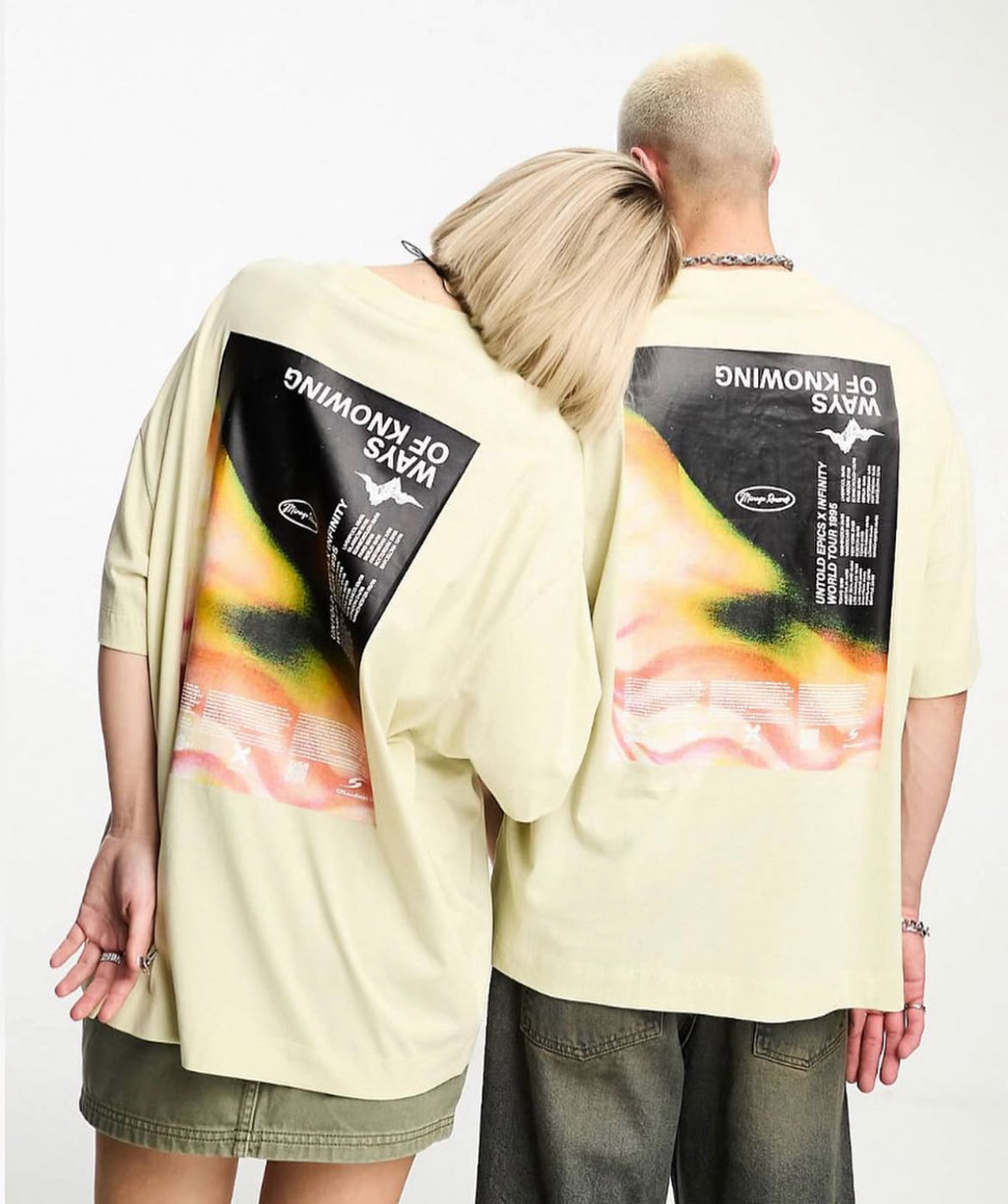 Unisex T-shirt in Beige