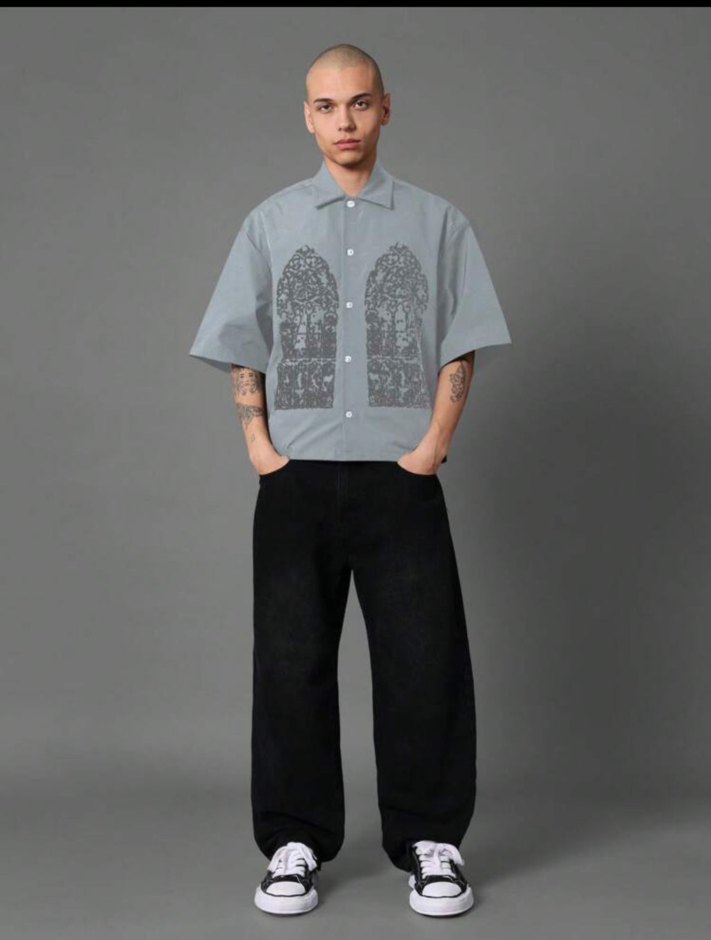 Boxy shirt with church window print in Grey