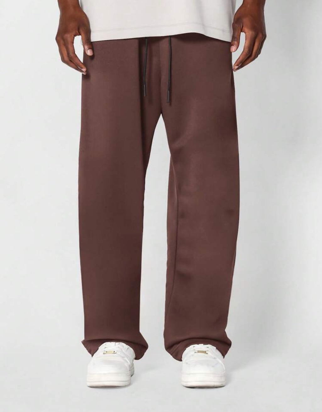Jogger Pants in Borwn