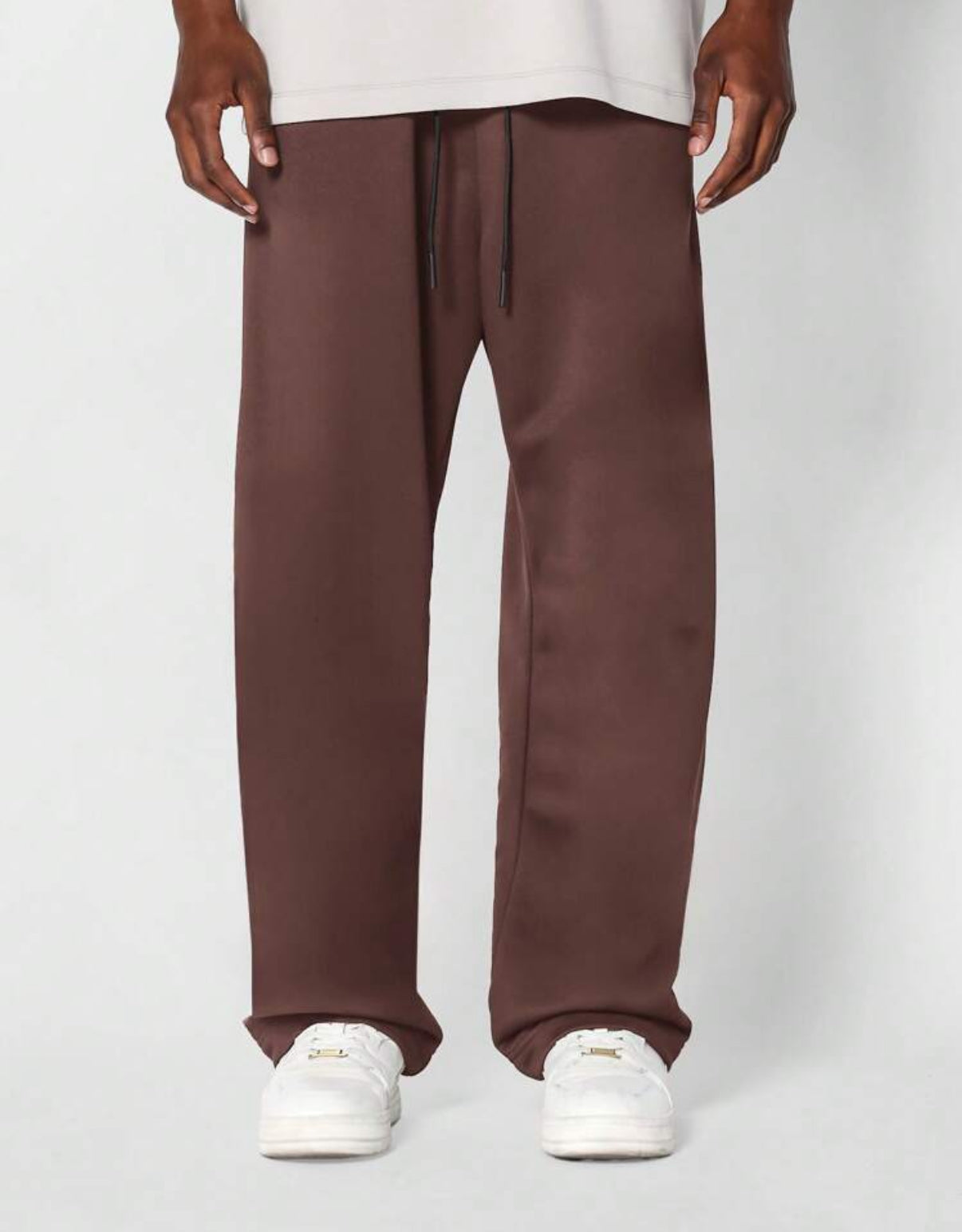 Jogger Pants in Borwn