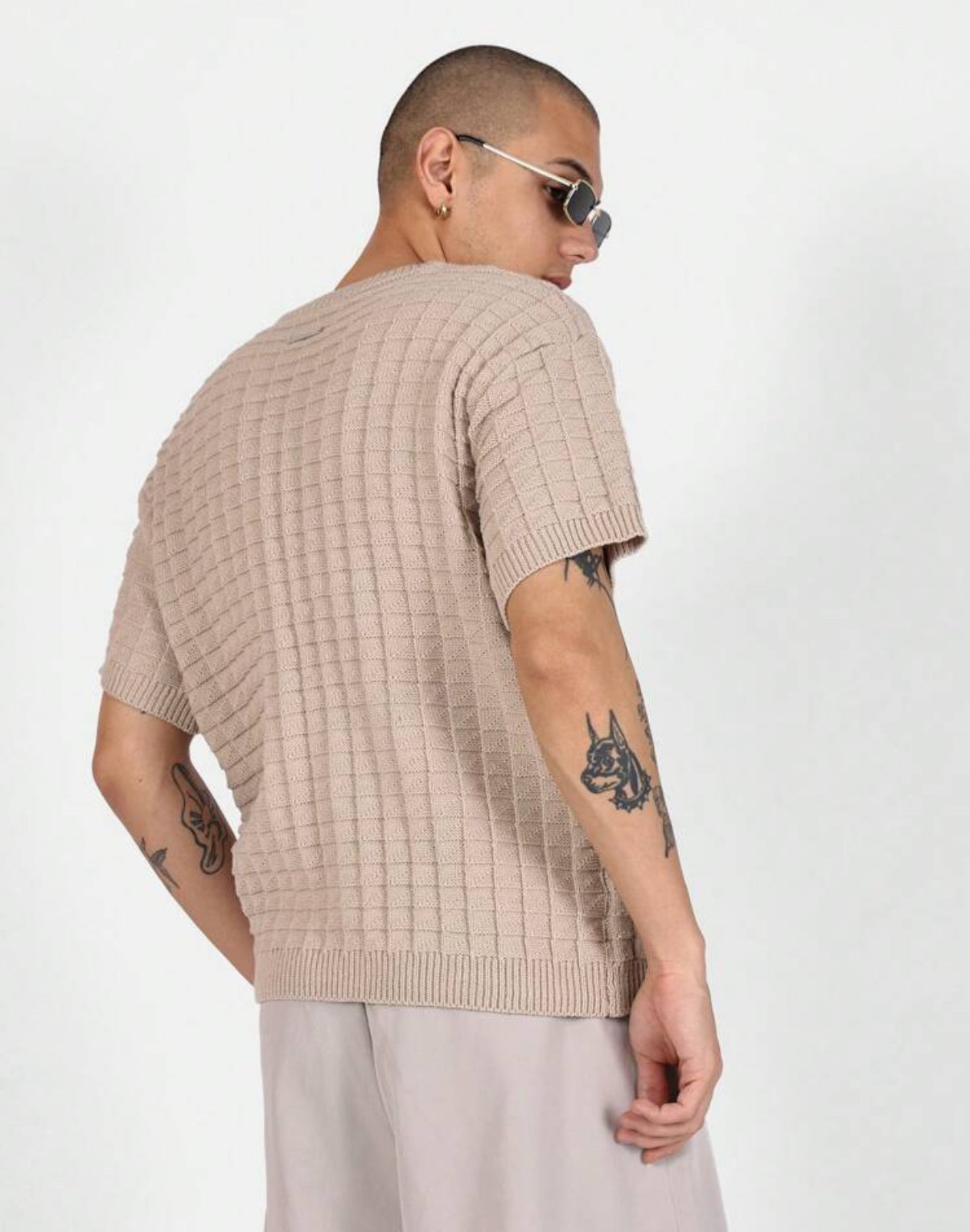 Knitted crop shirt in beige