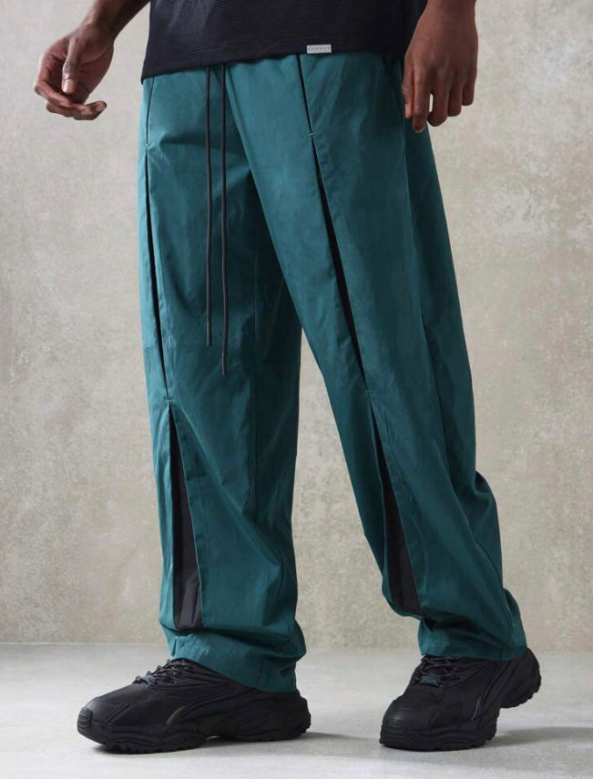 Wide Leg Pleated Pants in Green