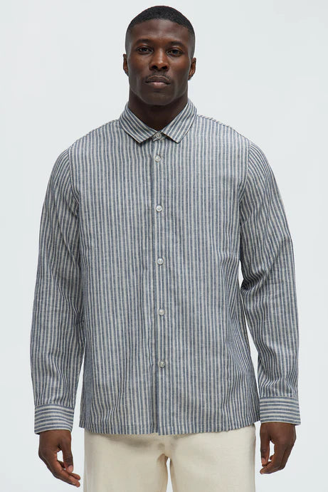 Heavy striped shirt in grey