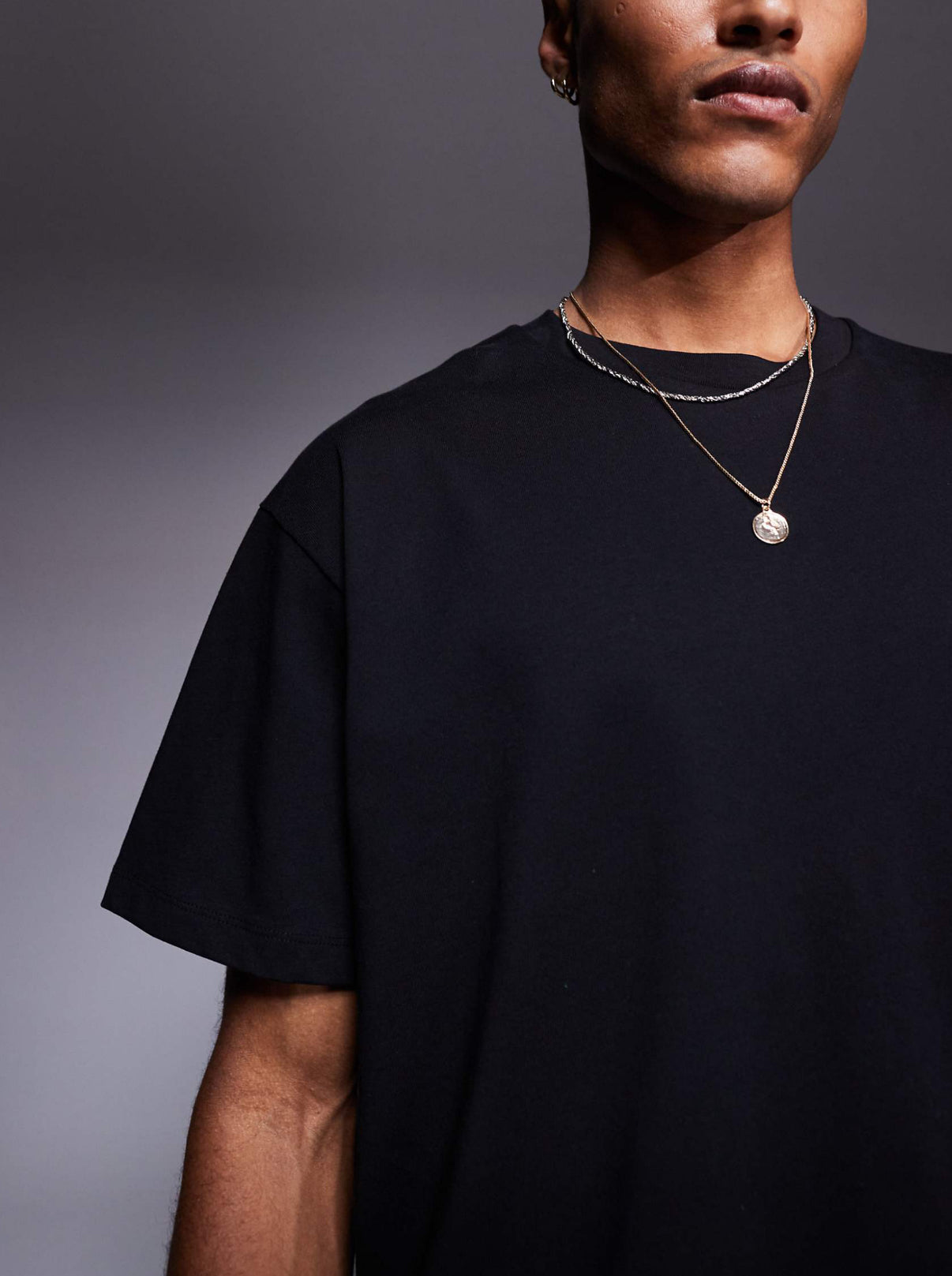 Oversized T-shirt in Black