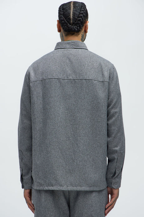 Textured shirt with special pocket in grey