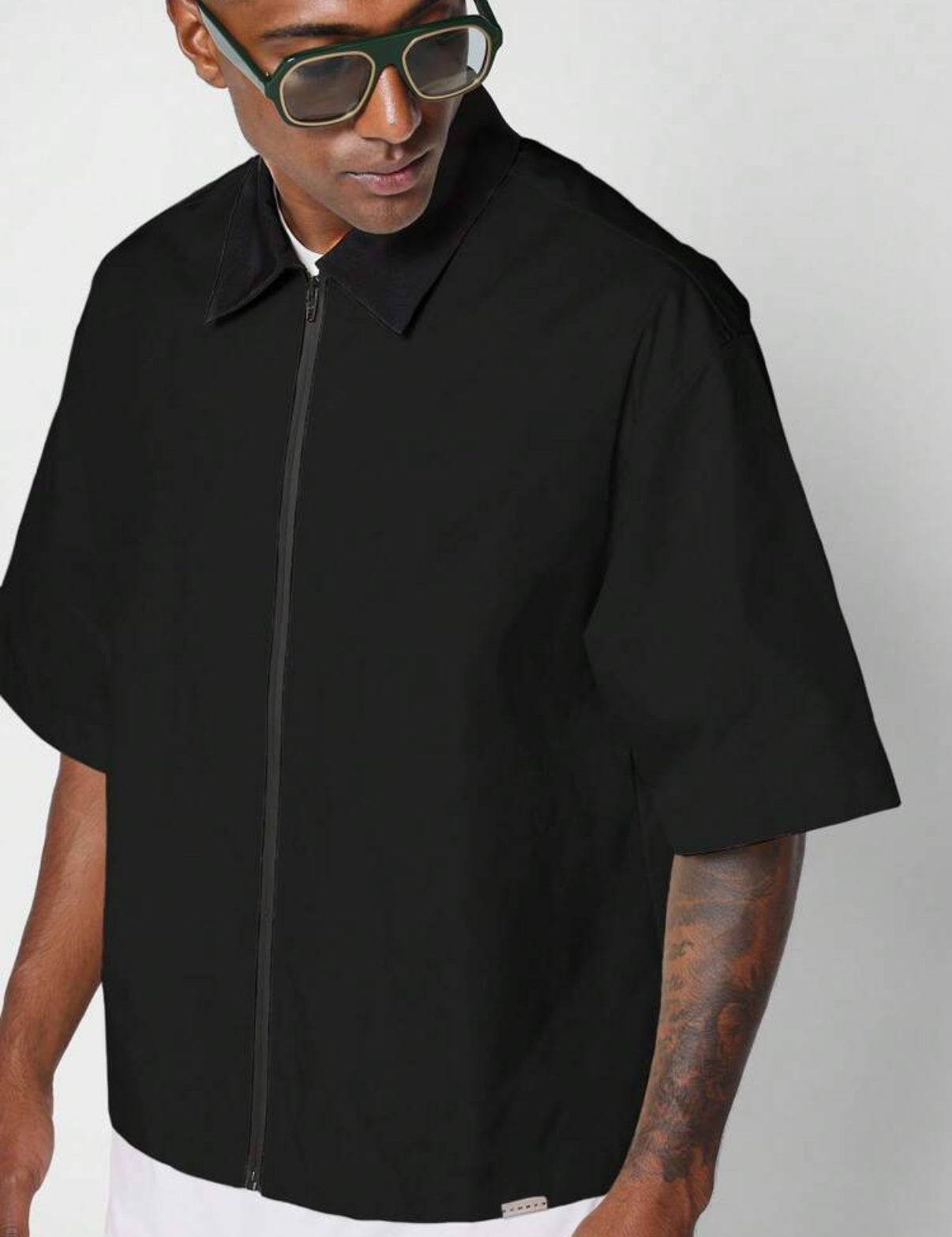 Boxy fit shirt with creative director back print in black