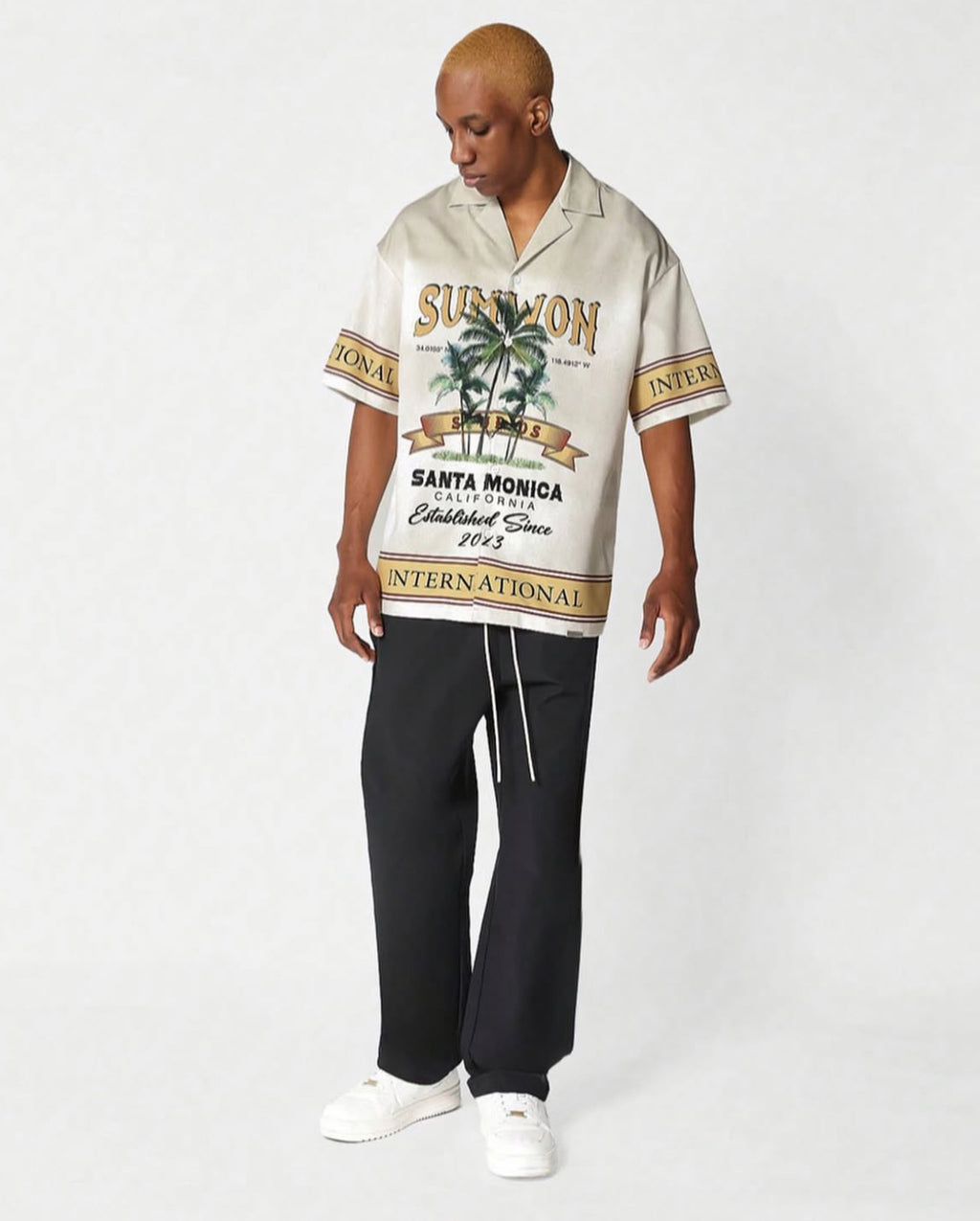 Sumwon Boxy Fit Shirt with Beach Print