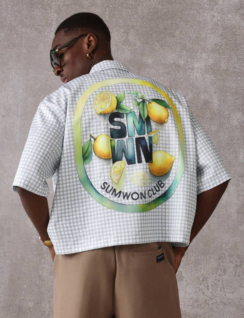 Boxy shirt with back print in checked blue