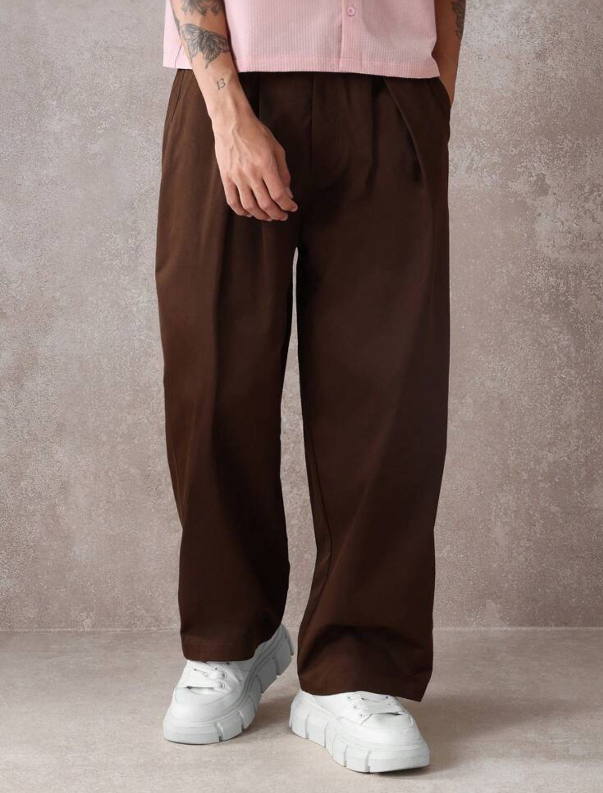 Barrel pants in brown