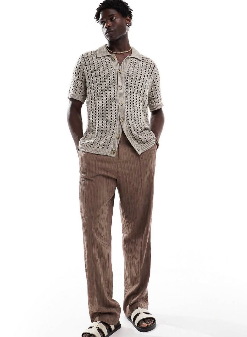 Knitted Button up shirt in brown