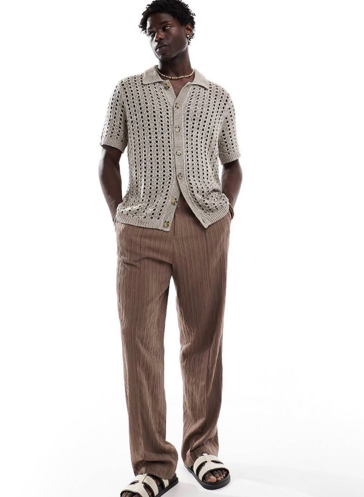 Knitted Button up shirt in brown