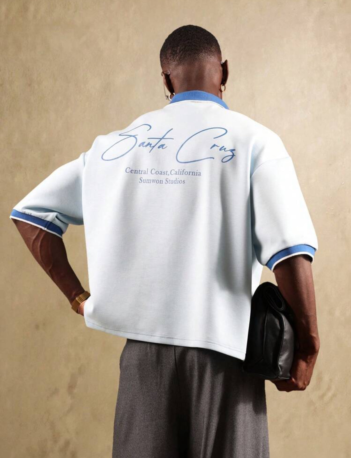 Oversized polo shirt with different collar in blue