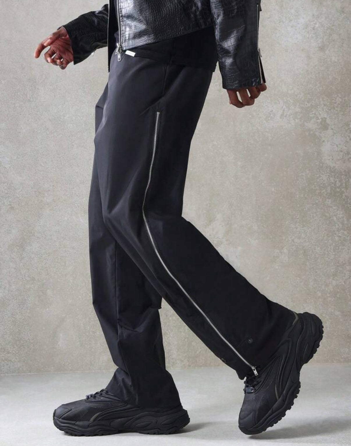 Pants with Side Zip in Black