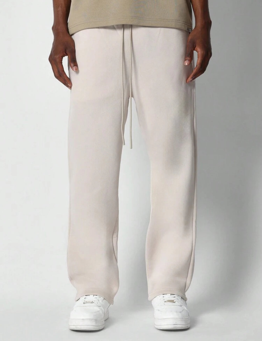 Premium Wide fit jogger in beige