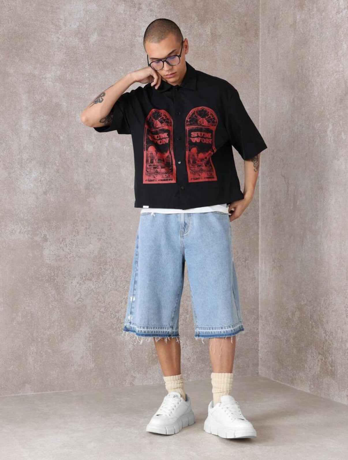 Boxy Shirt with Window Print in Black