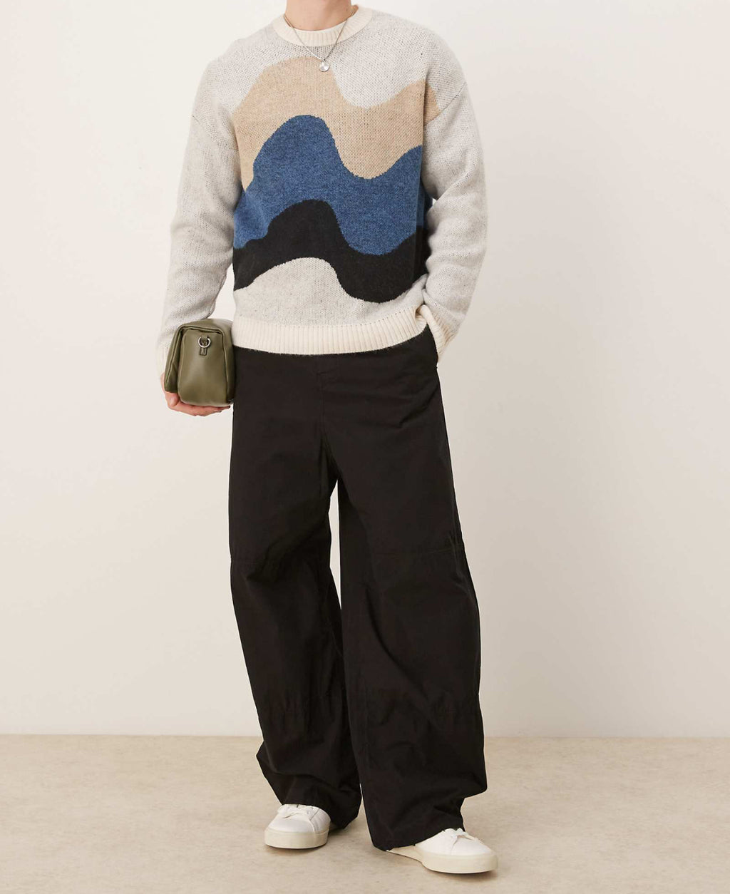 Wide Leg Parachute Pants in Black