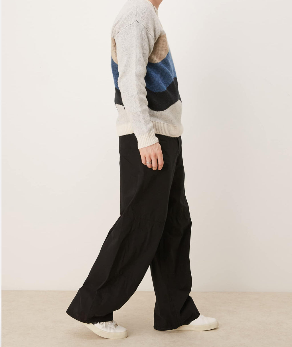 Wide Leg Parachute Pants in Black