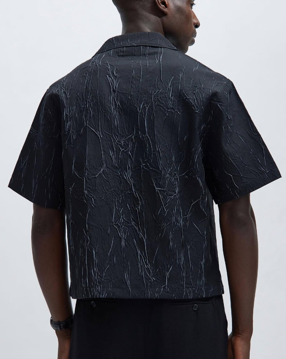 Textured Short Sleeve Shirt in Black