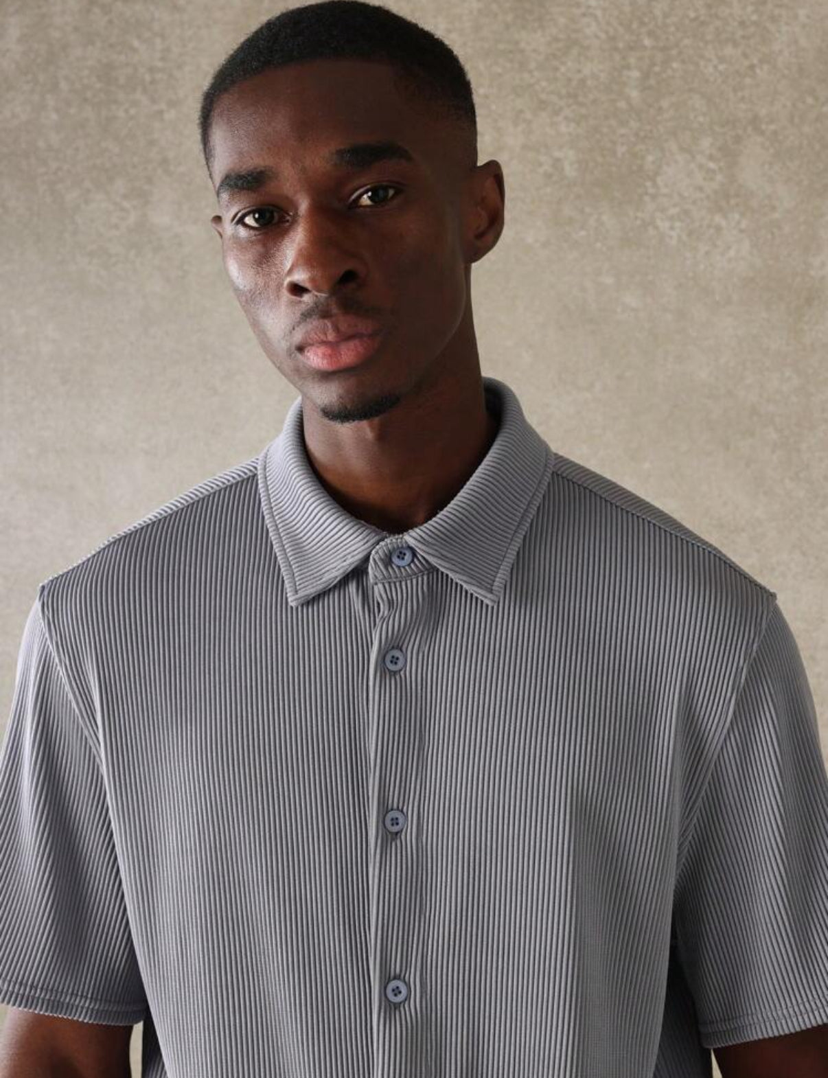 Plisse Shirt and Pants 2 Piece in Grey