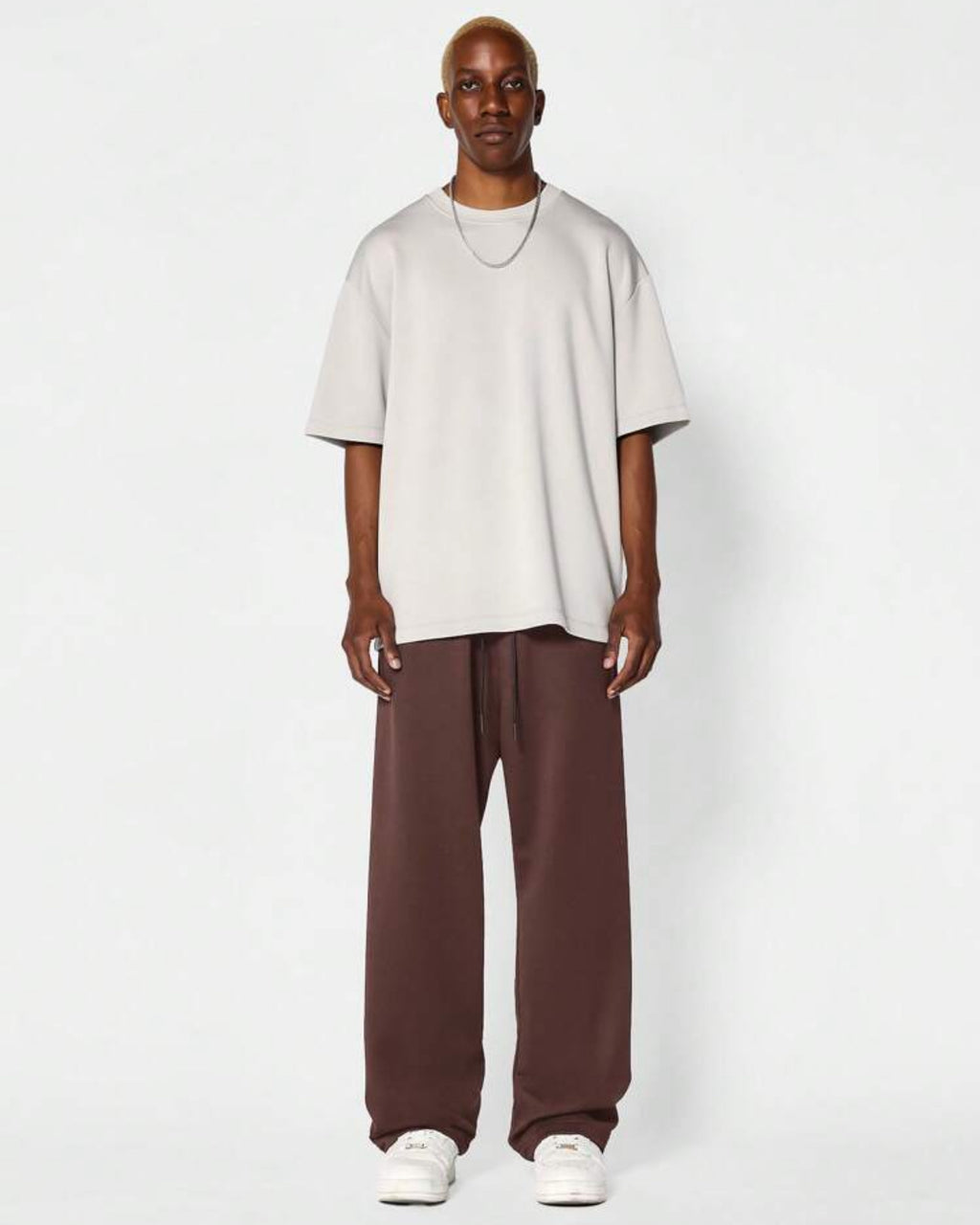 Drawstring Jogger in Brown